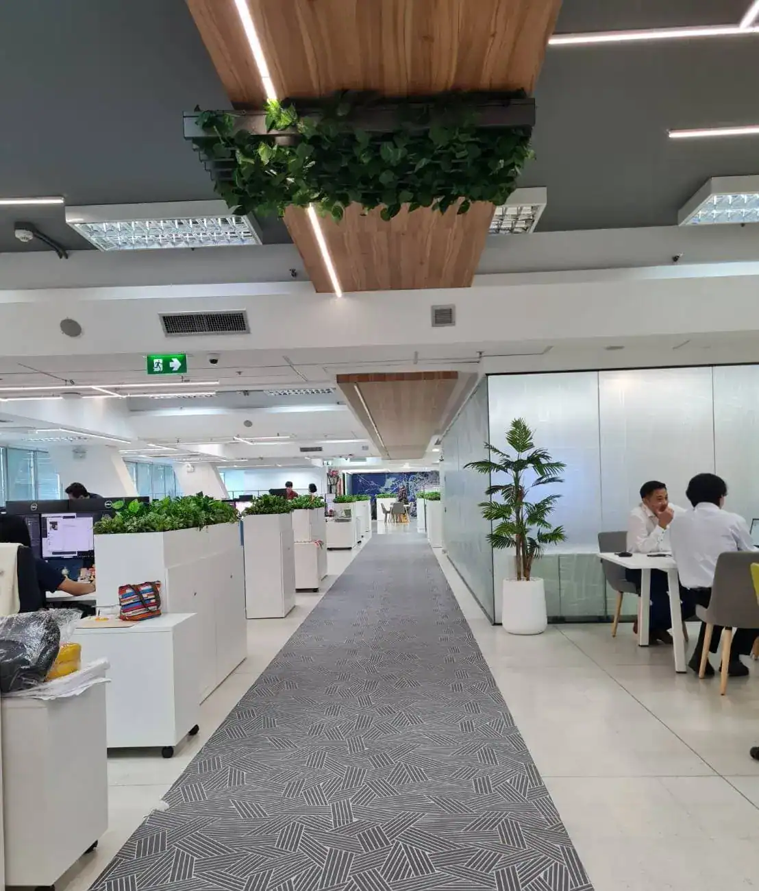 ออกแบบออฟฟิศ สไตล์โมเดิร์น